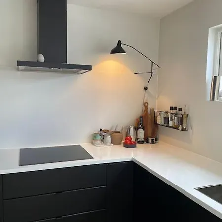Vertikaldelt Tomannsbolig Til Leie