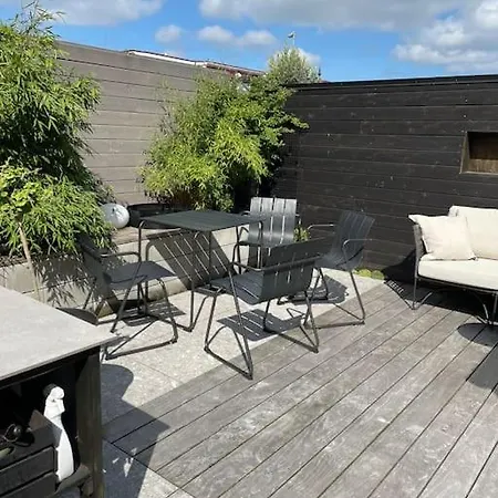 Apartman Vertikaldelt Tomannsbolig Til Leie