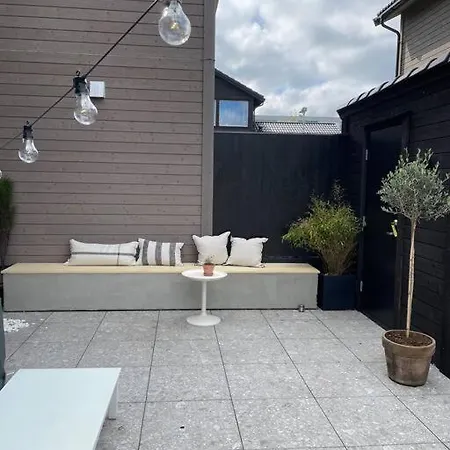 Vertikaldelt Tomannsbolig Til Leie Stavanger